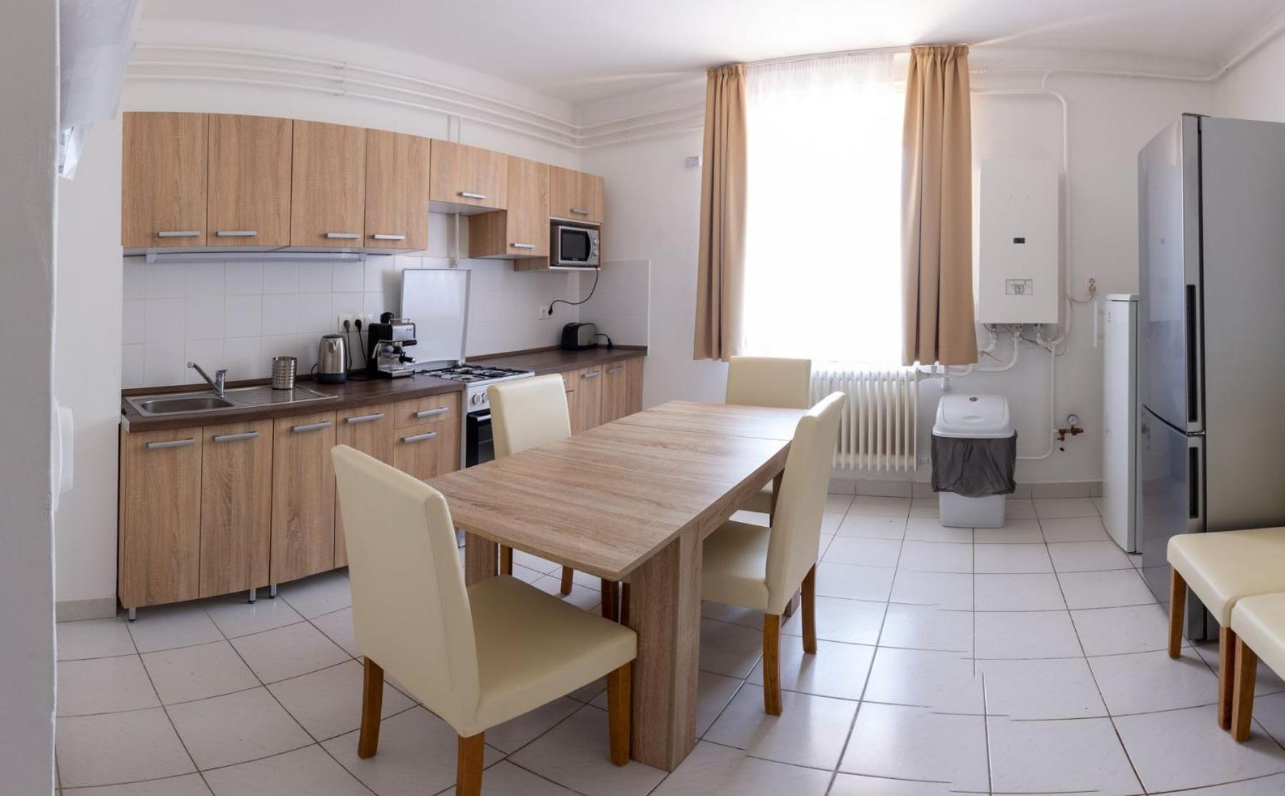 Hotel Csoemoeri Vendeghaz à Csomor Extérieur photo